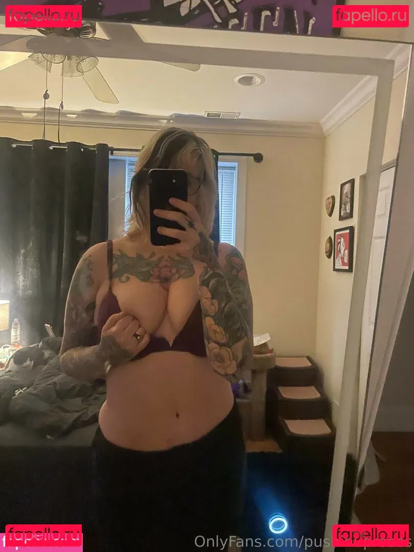 PushingUpRoses Onlyfans Photo Gallery 