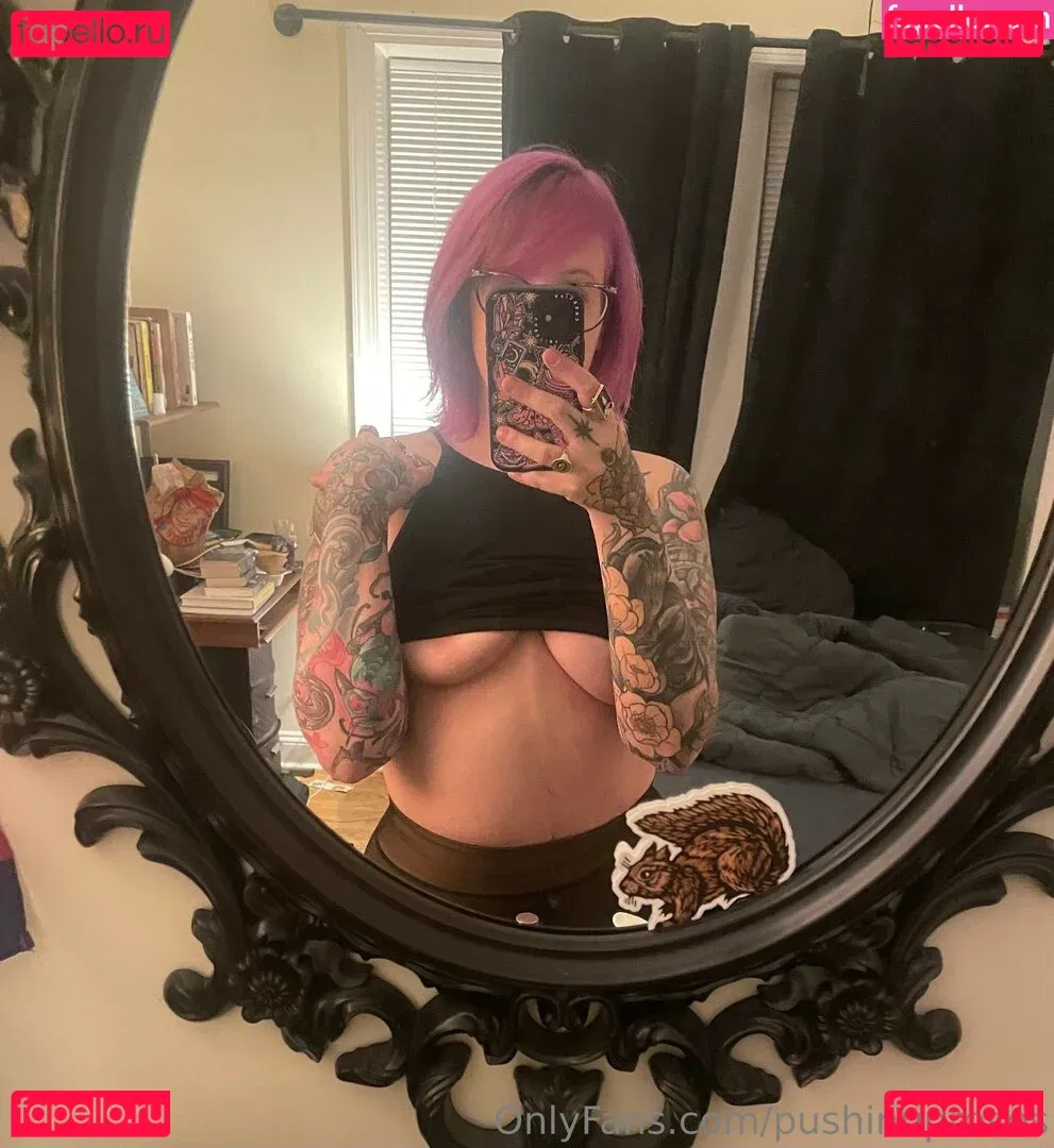 PushingUpRoses Onlyfans Photo Gallery 