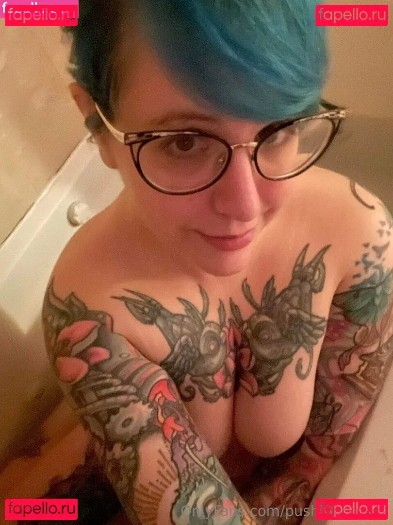 PushingUpRoses Onlyfans Photo Gallery 