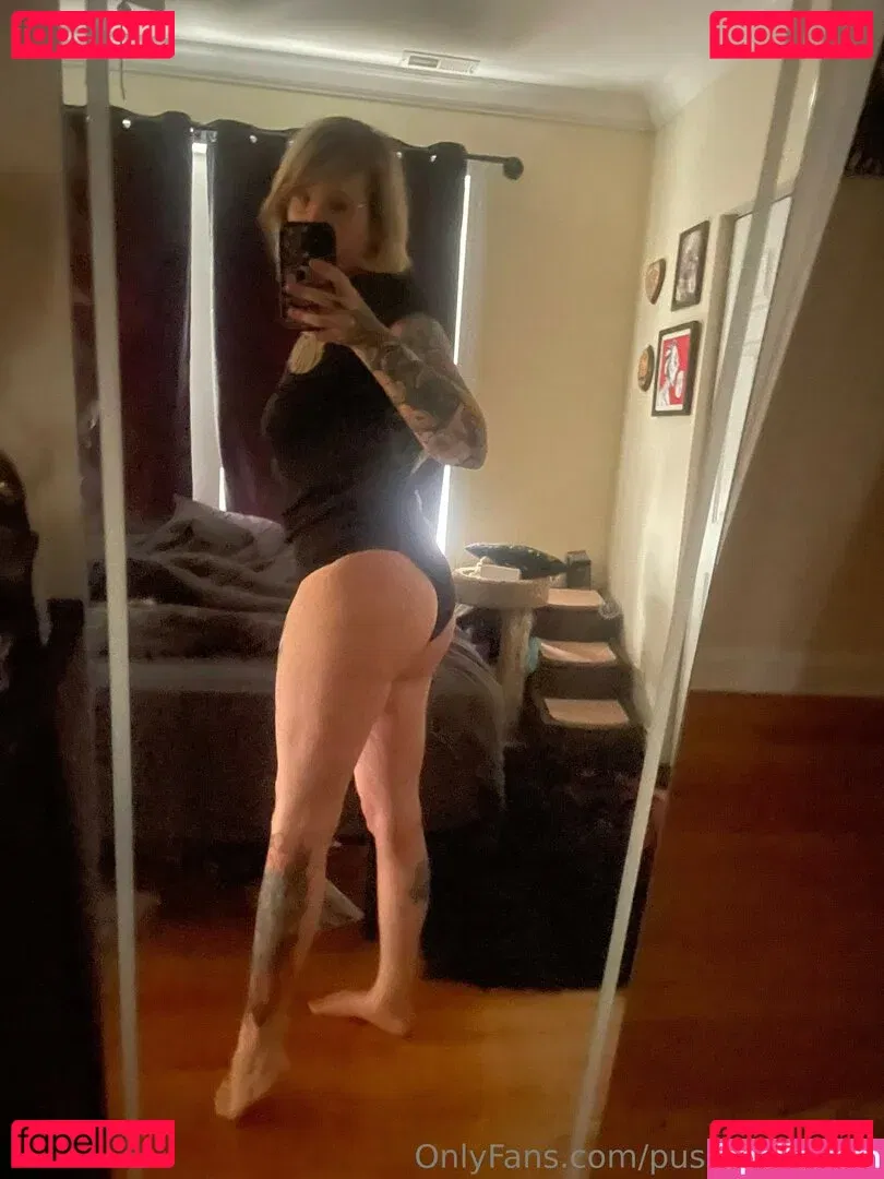 PushingUpRoses Onlyfans Photo Gallery 