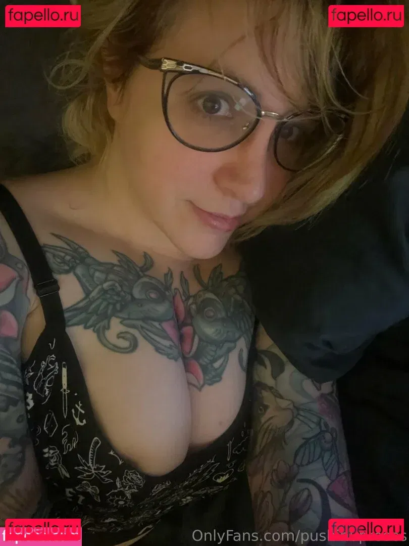 PushingUpRoses Onlyfans Photo Gallery 