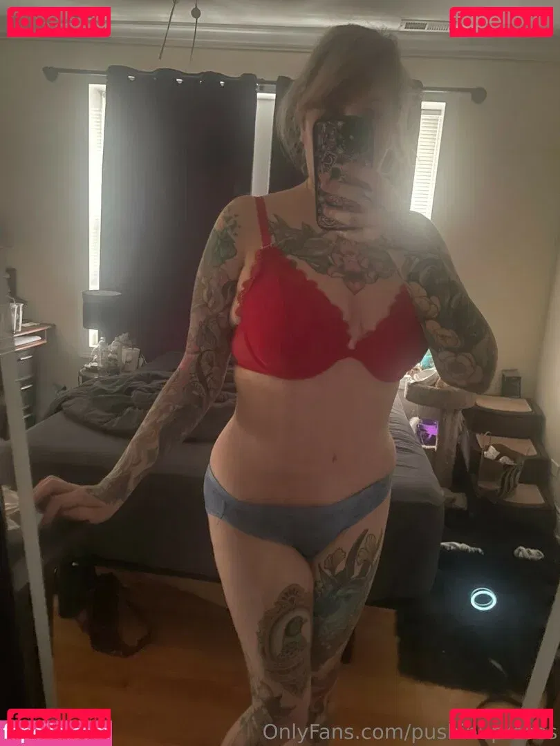 PushingUpRoses Onlyfans Photo Gallery 