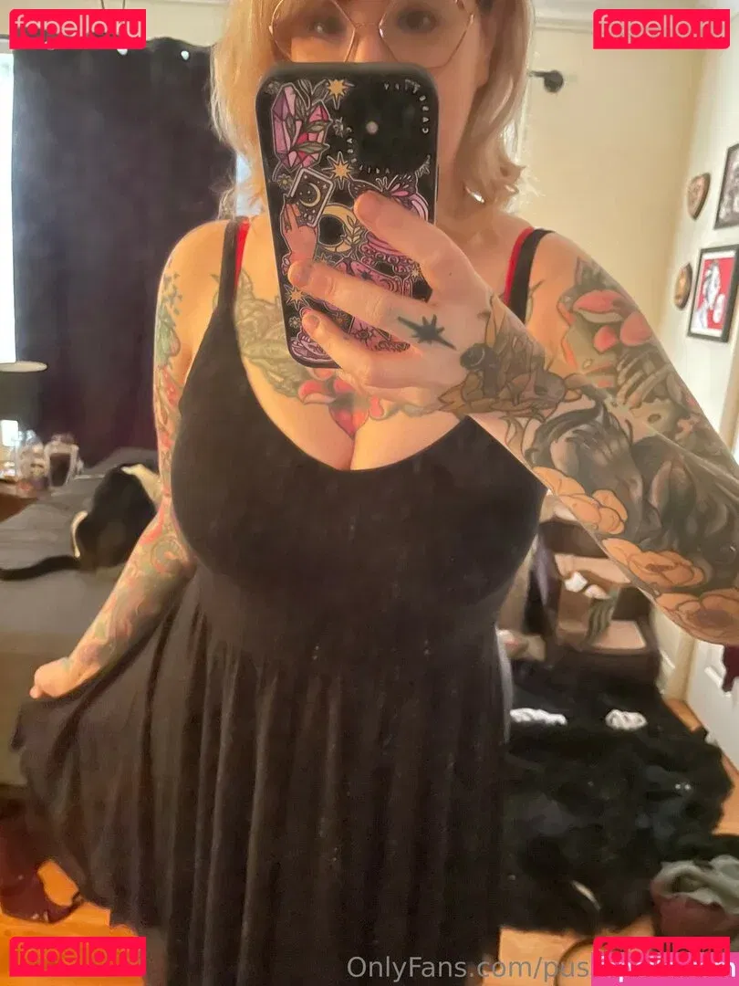 PushingUpRoses Onlyfans Photo Gallery 