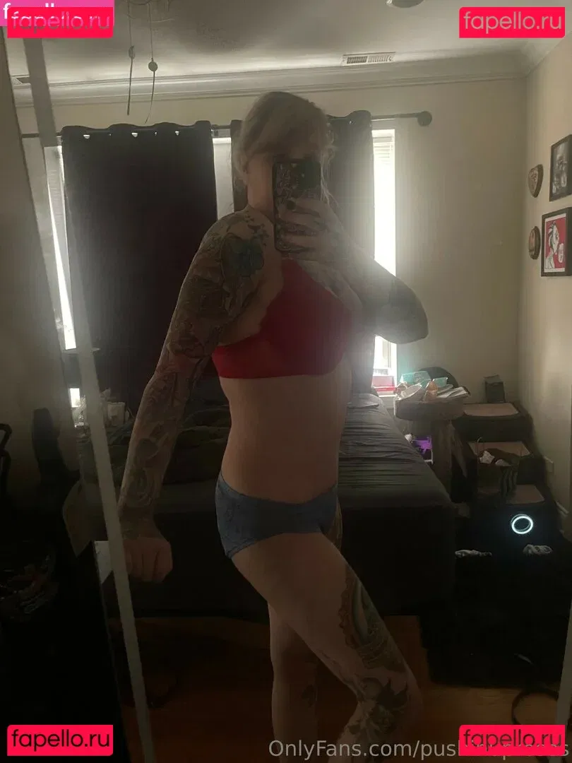 PushingUpRoses Onlyfans Photo Gallery 