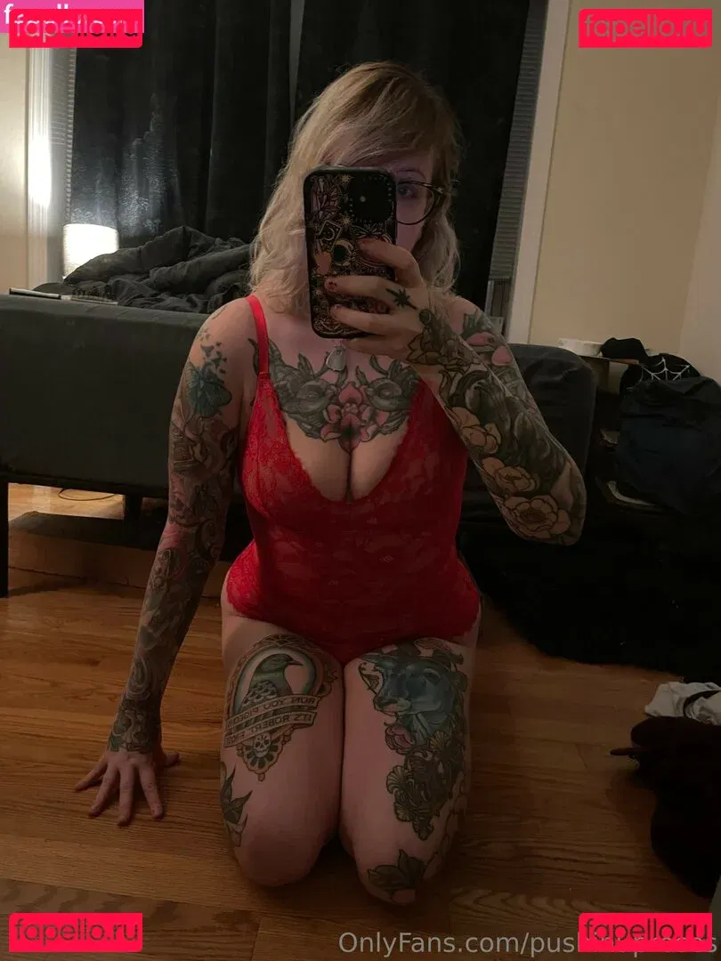 PushingUpRoses Onlyfans Photo Gallery 