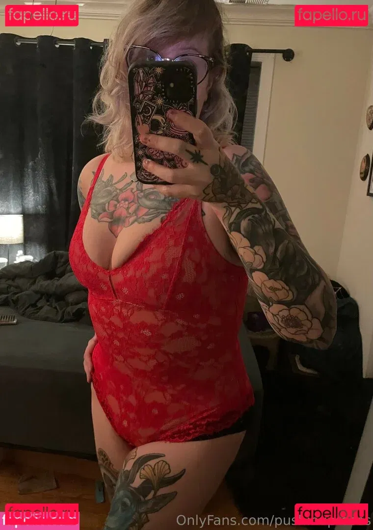 PushingUpRoses Onlyfans Photo Gallery 