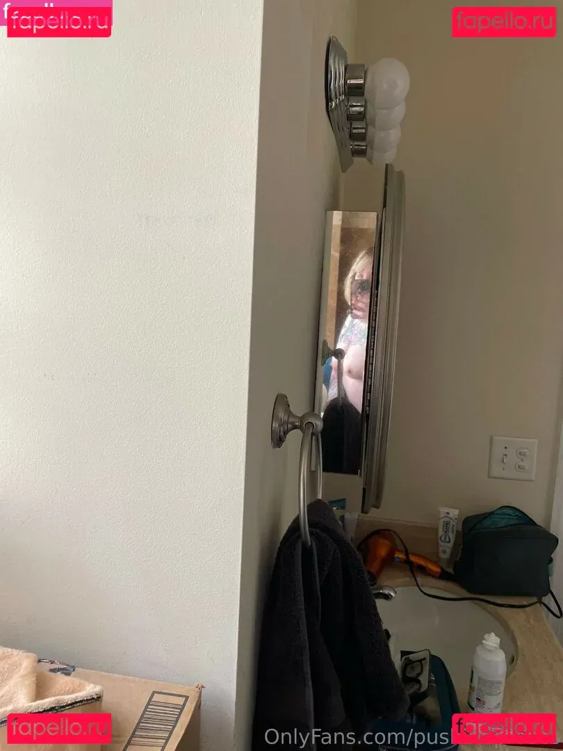 PushingUpRoses Onlyfans Photo Gallery 