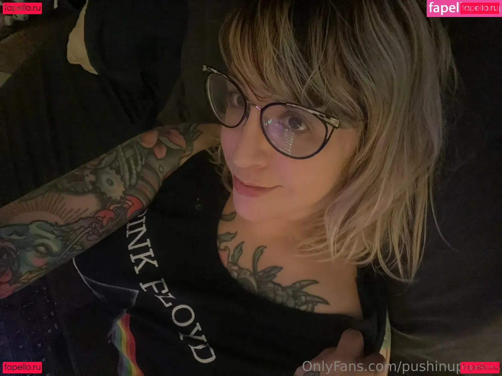 PushingUpRoses Onlyfans Photo Gallery 