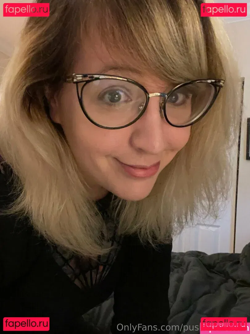 PushingUpRoses Onlyfans Photo Gallery 