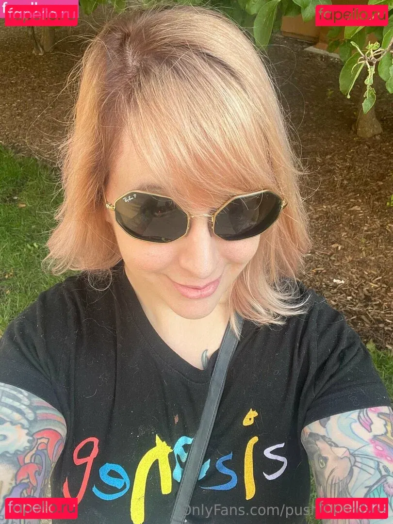 PushingUpRoses Onlyfans Photo Gallery 