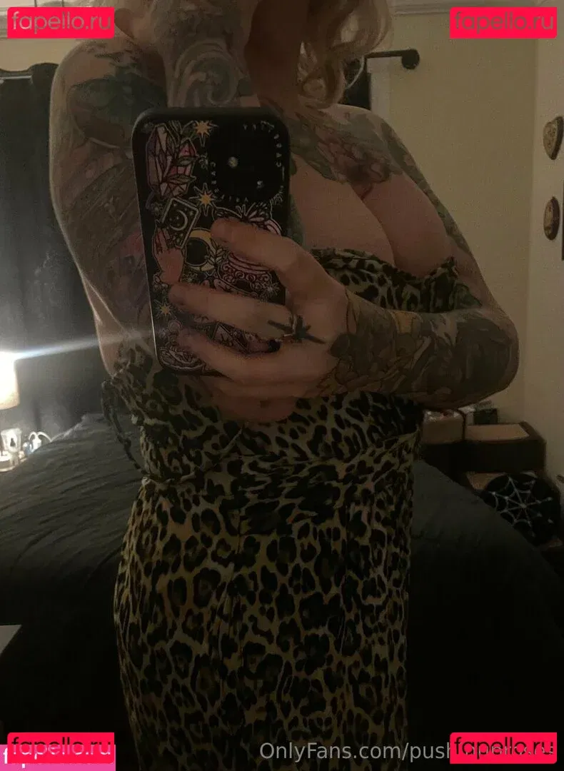 PushingUpRoses Onlyfans Photo Gallery 