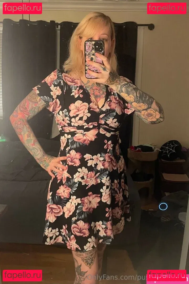 PushingUpRoses Onlyfans Photo Gallery 