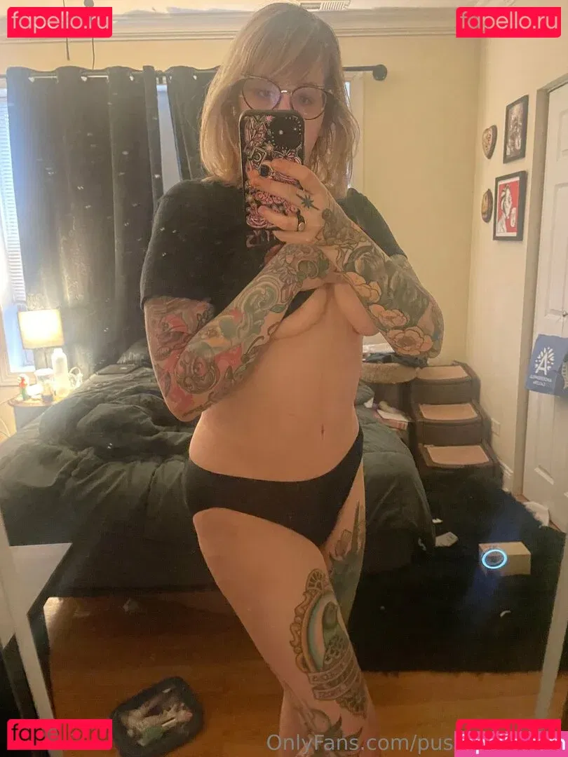 PushingUpRoses Onlyfans Photo Gallery 