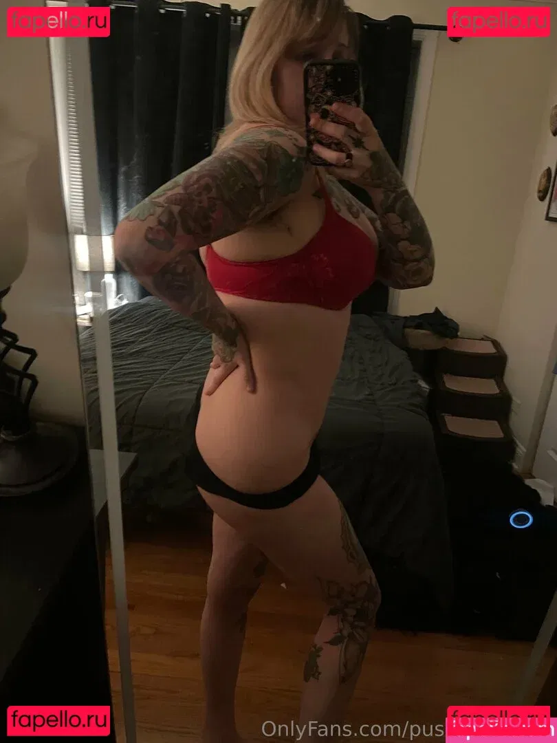 PushingUpRoses Onlyfans Photo Gallery 