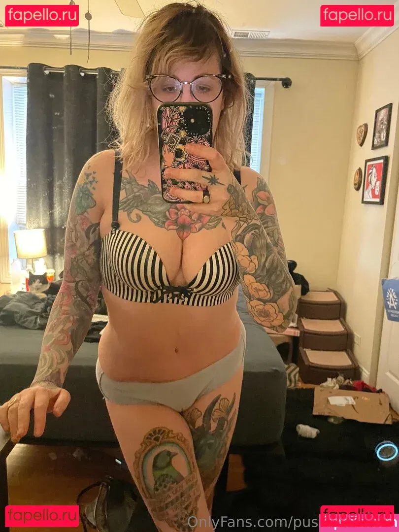 PushingUpRoses Onlyfans Photo Gallery 