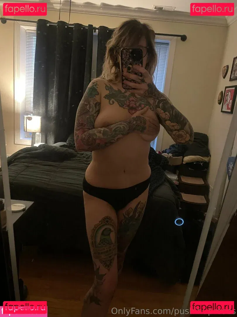 PushingUpRoses Onlyfans Photo Gallery 