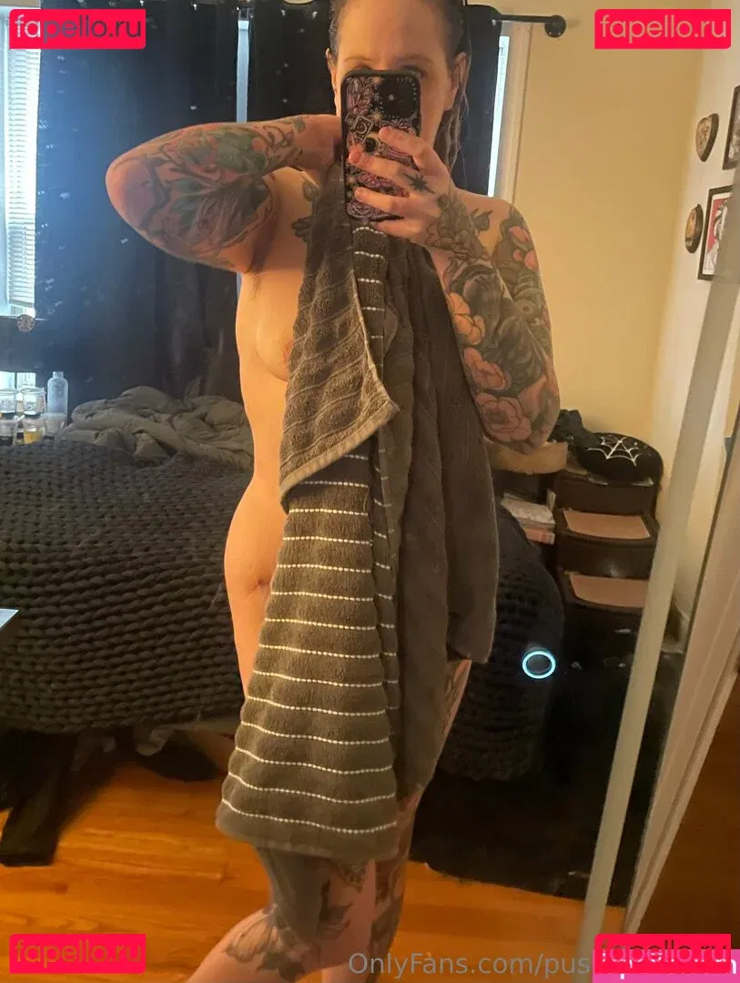 PushingUpRoses Onlyfans Photo Gallery 