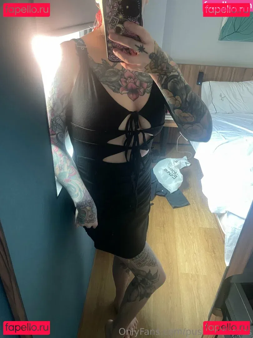 PushingUpRoses Onlyfans Photo Gallery 