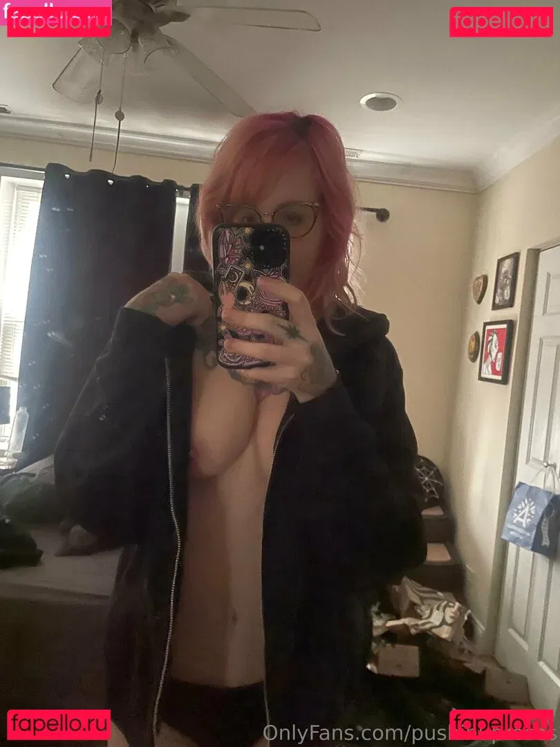 PushingUpRoses Onlyfans Photo Gallery 