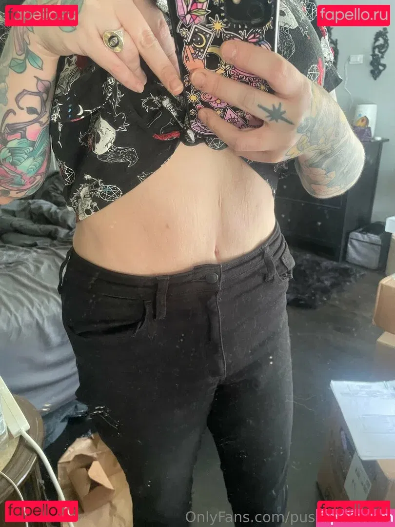 PushingUpRoses Onlyfans Photo Gallery 