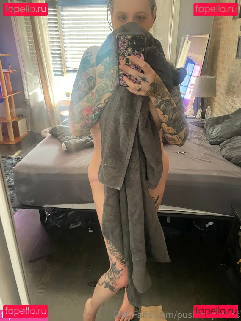 PushingUpRoses Onlyfans Photo Gallery 