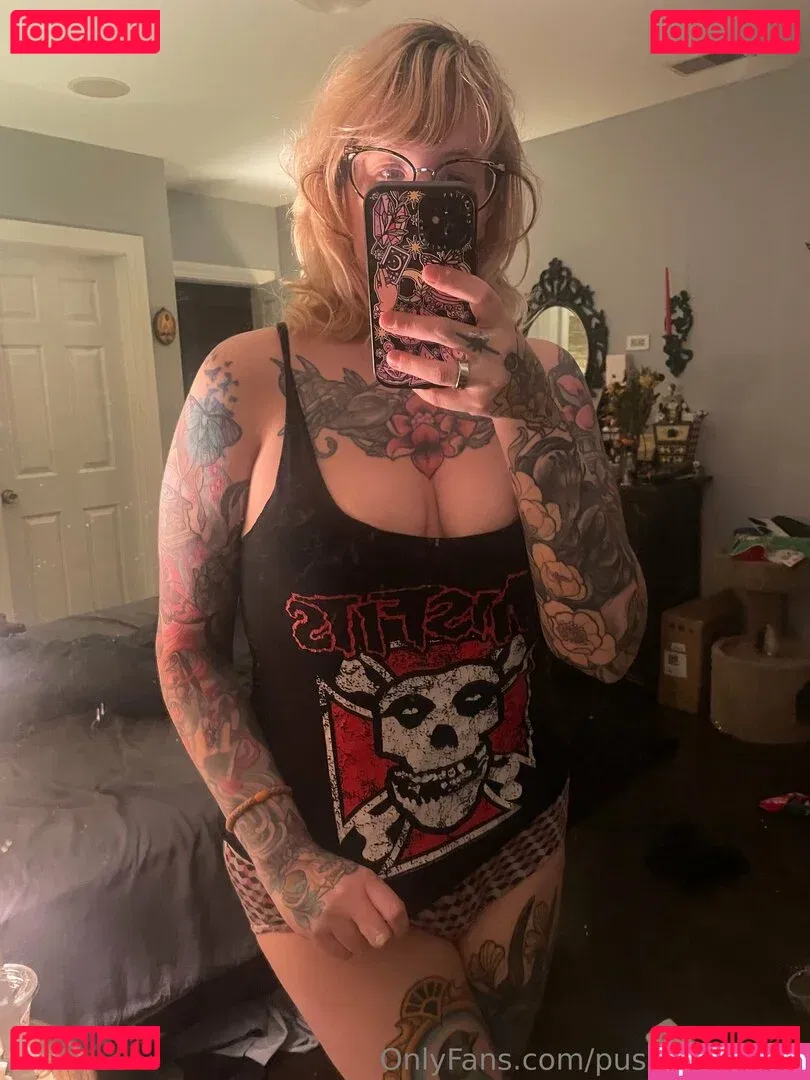 PushingUpRoses Onlyfans Photo Gallery 