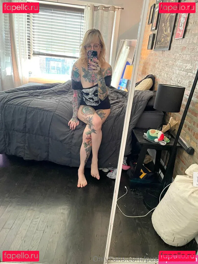 PushingUpRoses Onlyfans Photo Gallery 