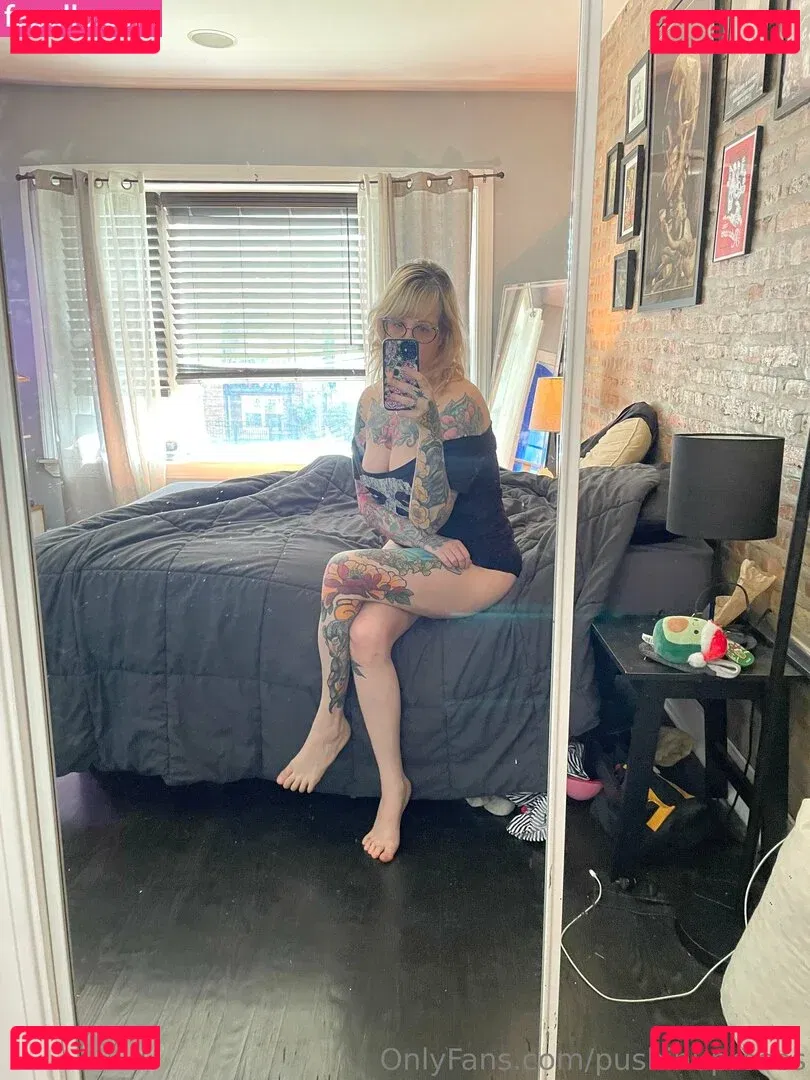 PushingUpRoses Onlyfans Photo Gallery 