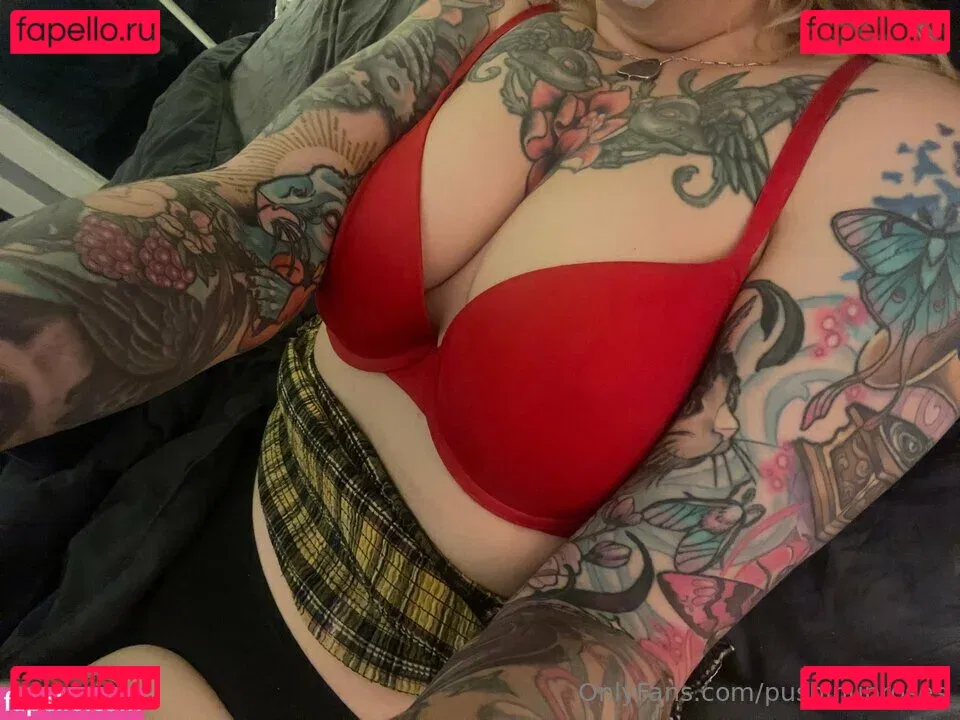 PushingUpRoses Onlyfans Photo Gallery 