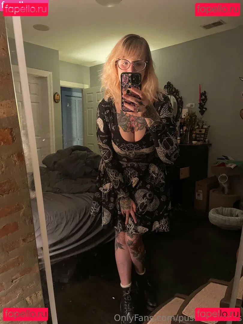 PushingUpRoses Onlyfans Photo Gallery 