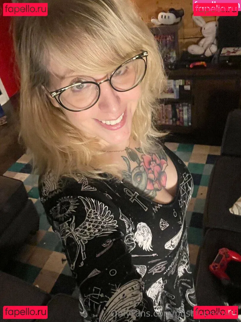 PushingUpRoses Onlyfans Photo Gallery 