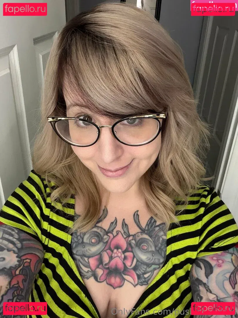 PushingUpRoses Onlyfans Photo Gallery 