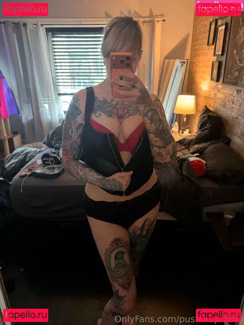 PushingUpRoses Onlyfans Photo Gallery 