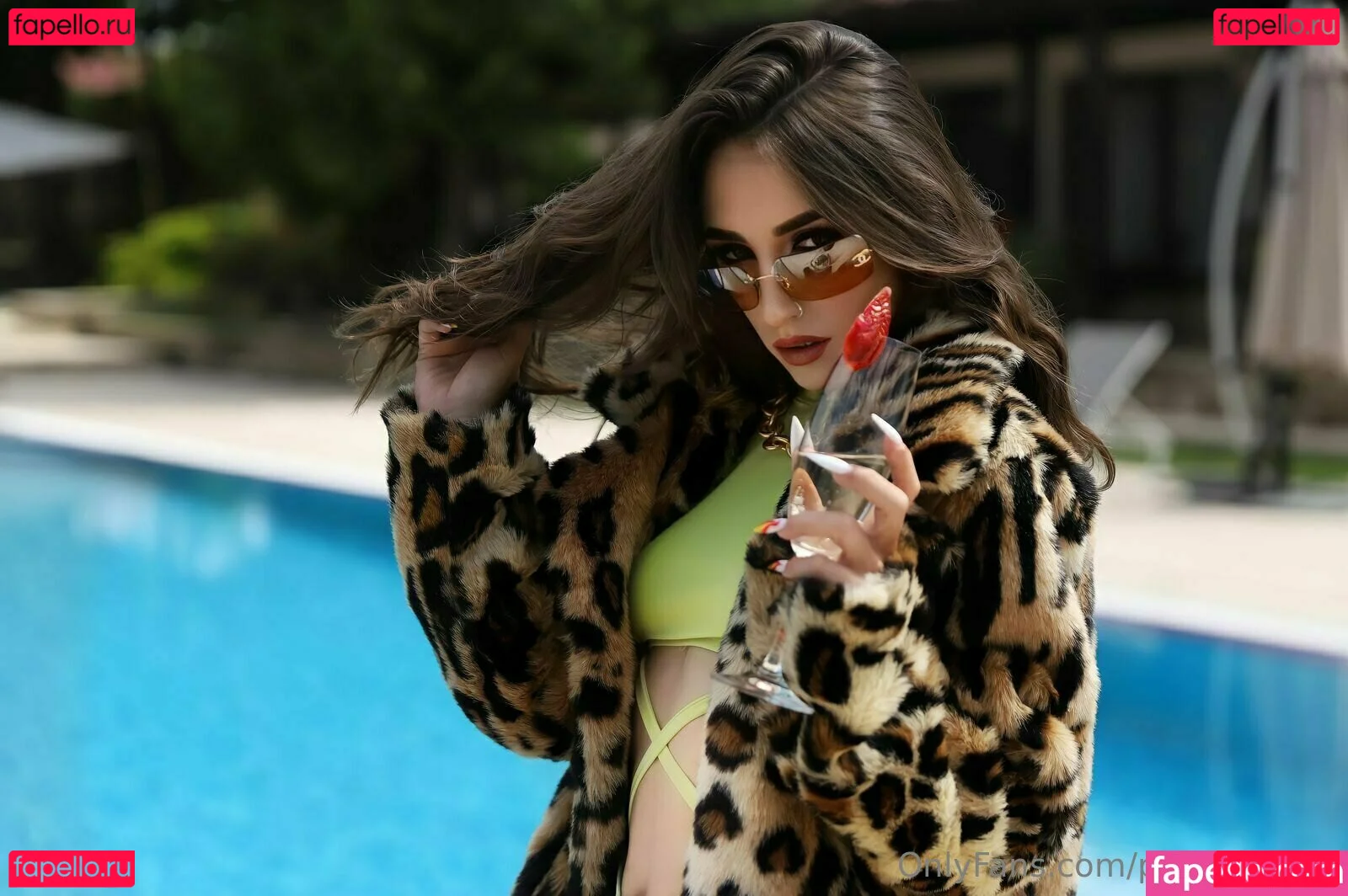 polly_smalls Onlyfans Photo Gallery 