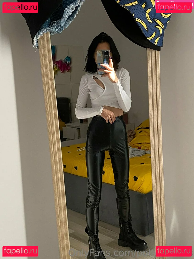 polly_smalls Onlyfans Photo Gallery 