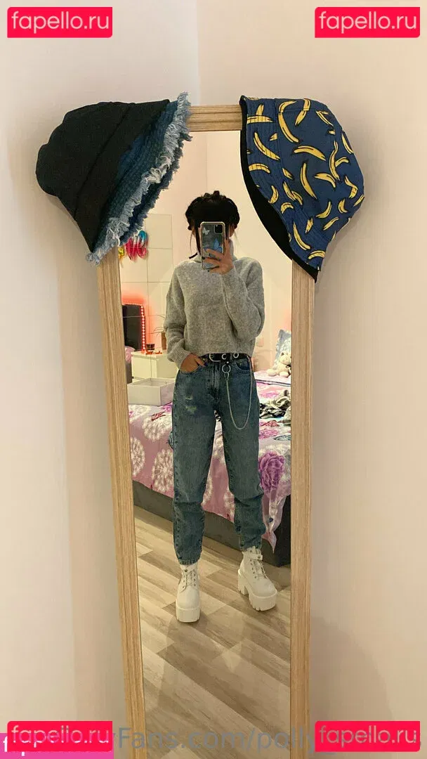 polly_smalls Onlyfans Photo Gallery 