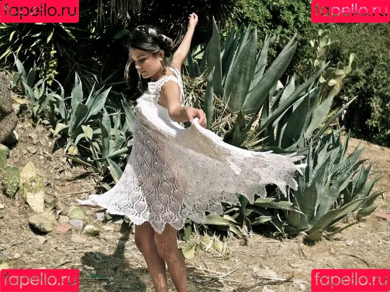 Nathalie Kelley Onlyfans Photo Gallery 