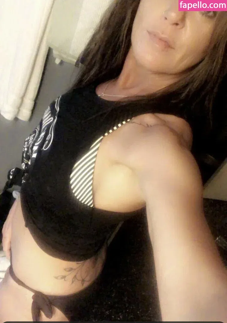 u300775303 Onlyfans Photo Gallery 