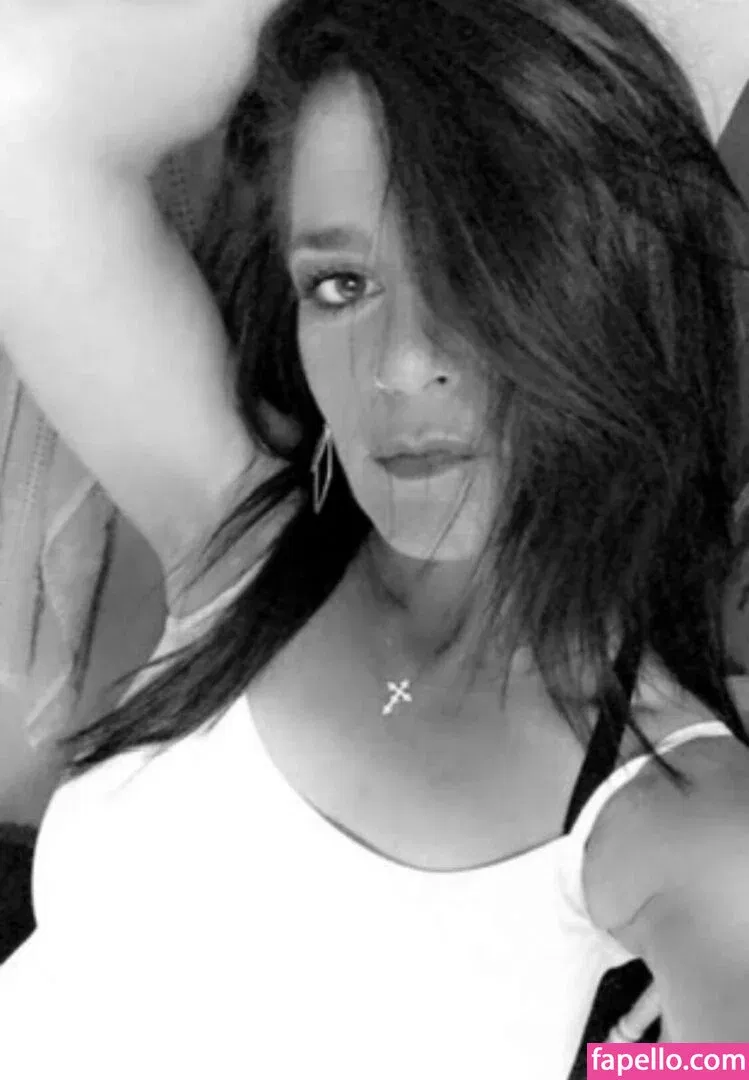 u300775303 Onlyfans Photo Gallery 