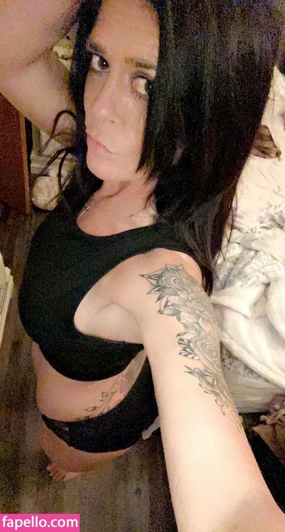 u300775303 Onlyfans Photo Gallery 