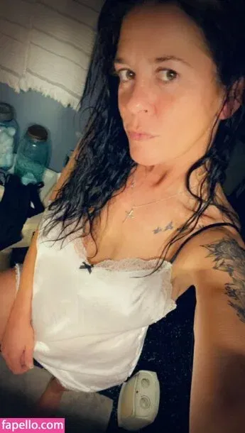 u300775303 Onlyfans Photo Gallery 