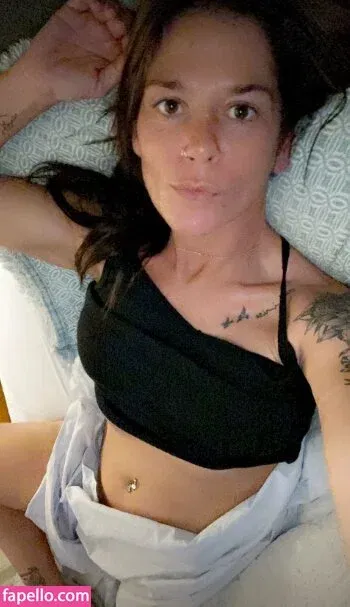 u300775303 Onlyfans Photo Gallery 