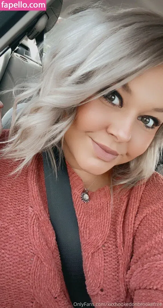 xxxhookedonbrookefree Onlyfans Photo Gallery 