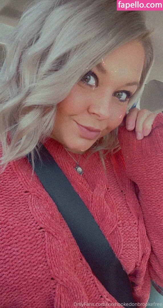 xxxhookedonbrookefree Onlyfans Photo Gallery 