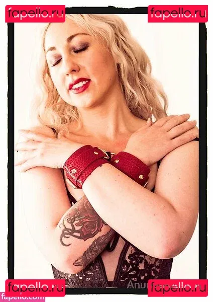 Anunna Healing Onlyfans Photo Gallery 