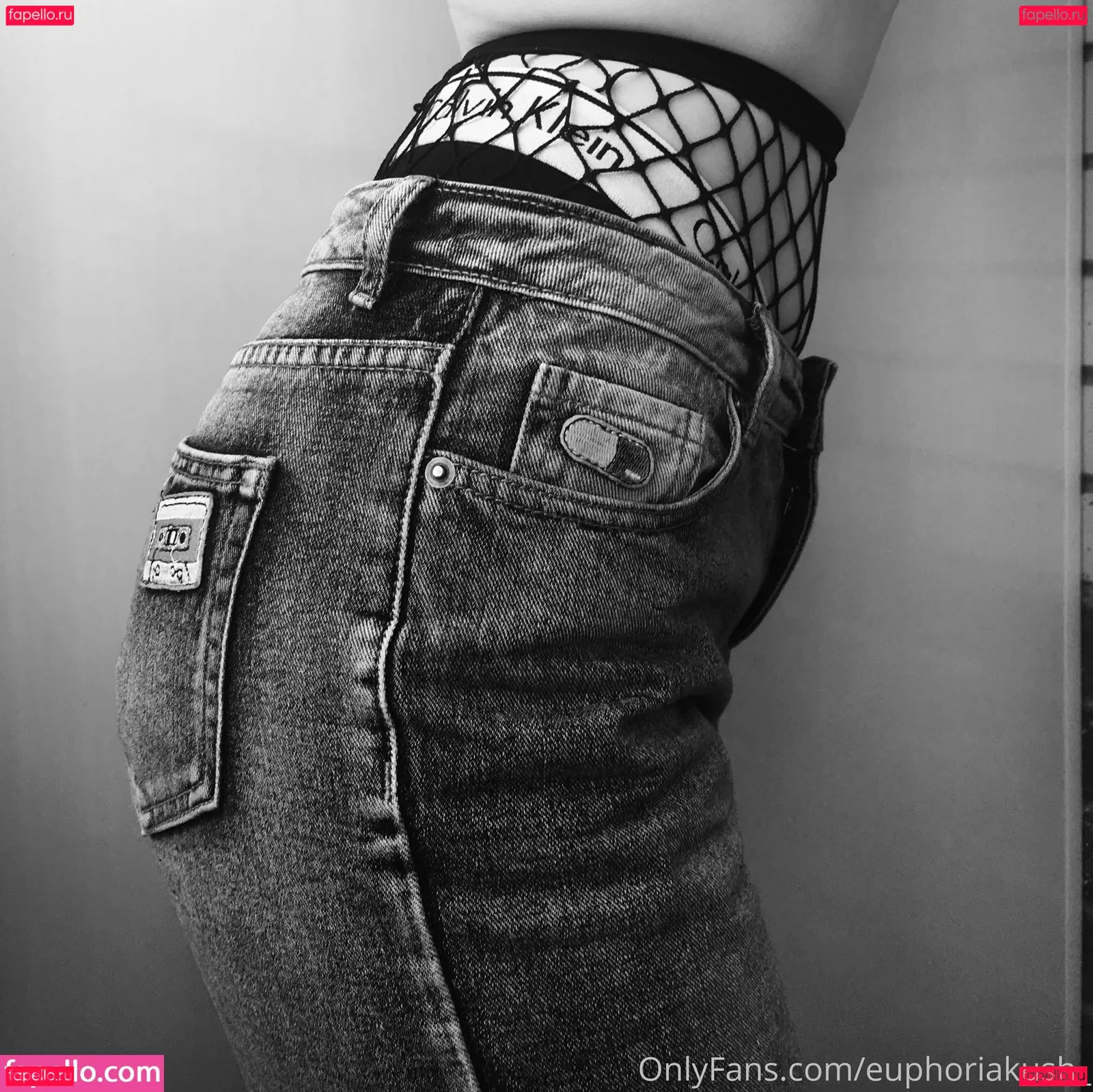 beebuzz Onlyfans Photo Gallery 