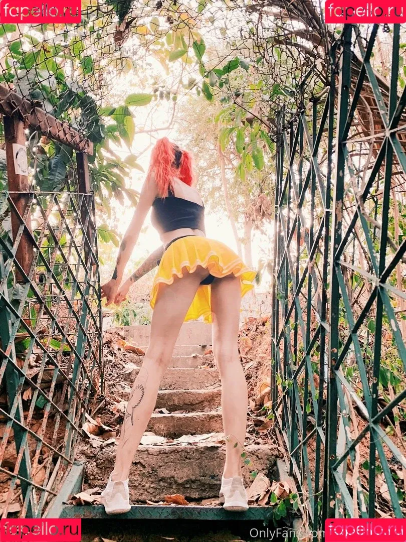 Virtual Lady Onlyfans Photo Gallery 