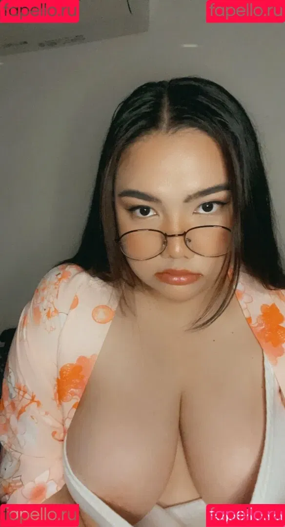 omizuuu Onlyfans Photo Gallery 