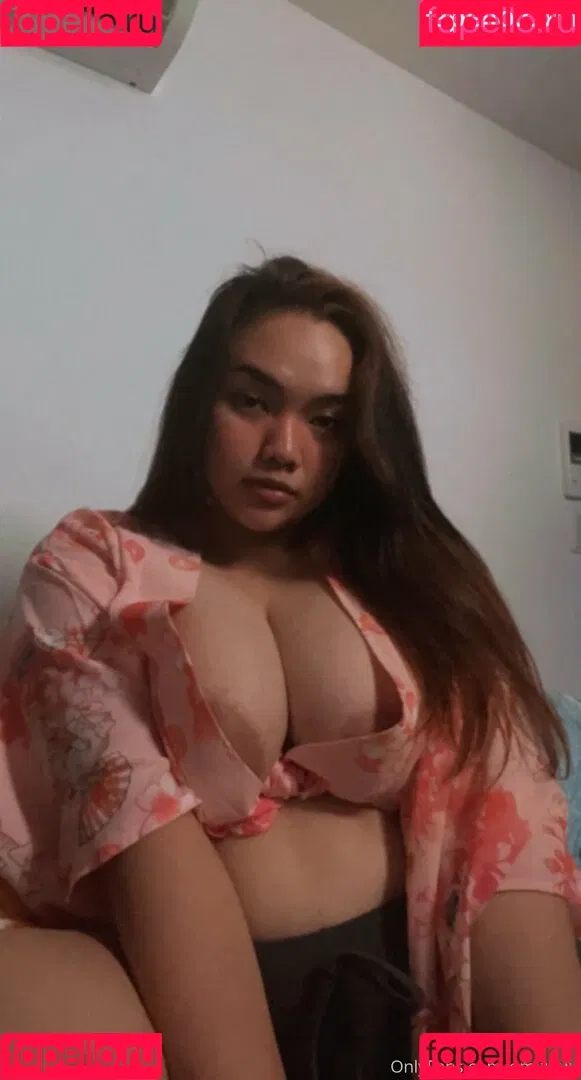 omizuuu Onlyfans Photo Gallery 