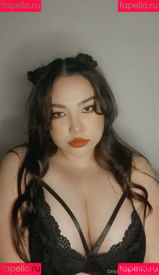 omizuuu Onlyfans Photo Gallery 